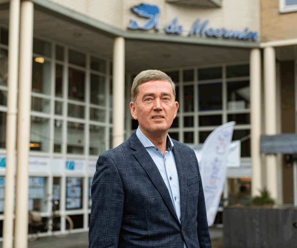 Wethouder Erik van de Beld in gesprek met ouderenbonden